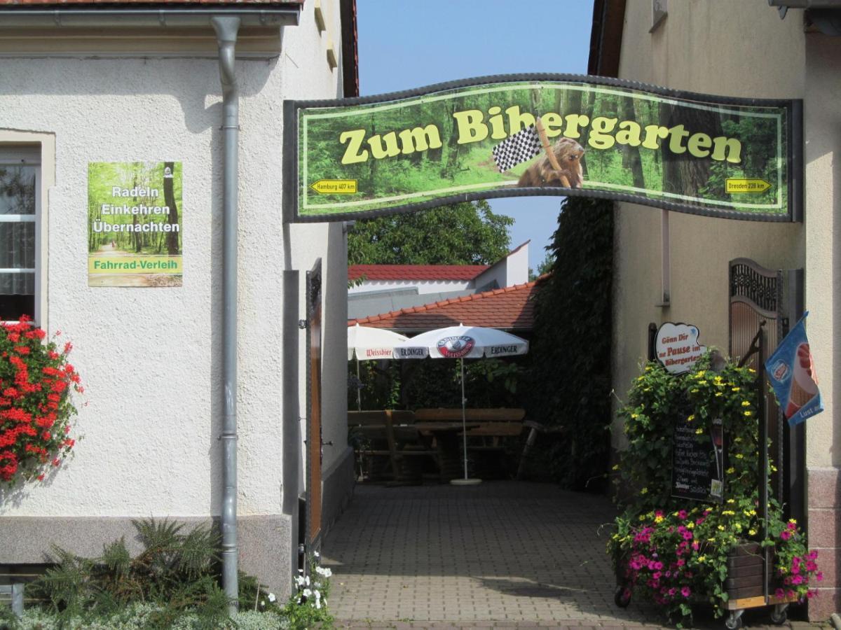 Gasthaus Und Pension Zum Biber Steckby Екстериор снимка